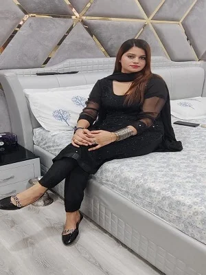 Call Girl in Senapati
